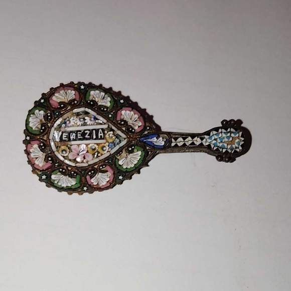 Antique Mandoline Micro Mosaic brooch late 19th century Vintage Artistic Pin